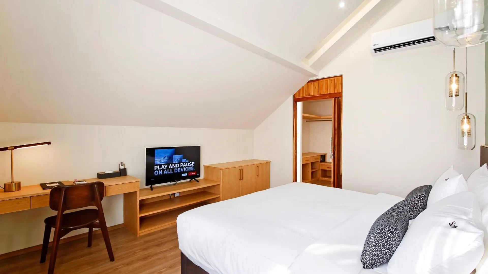 קו טאו Luecke Boutique Hotel - Adults Only מלון דירות